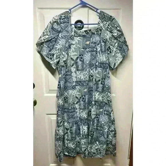 Vintage Hawaiian Togs Bark Cloth Dress Blue Luau Kaftan Muu Muu Tiered Aloha XL - Picture 1 of 6